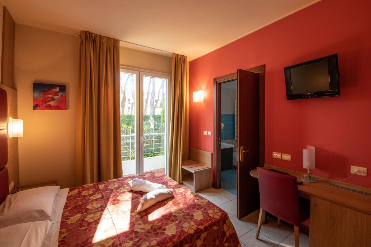 Hotel Mondial Lido di Jesolo Luaran gambar