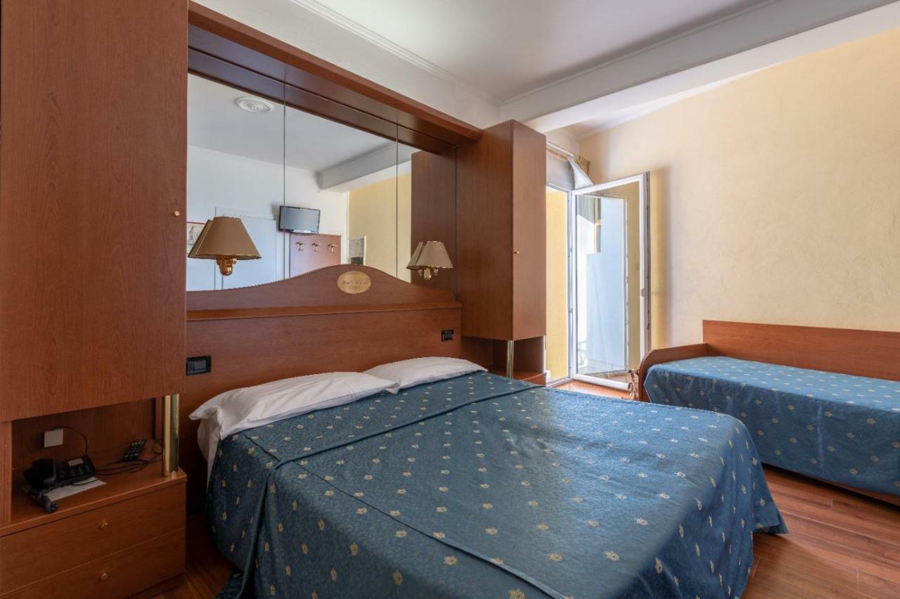 Hotel Mondial Lido di Jesolo Luaran gambar