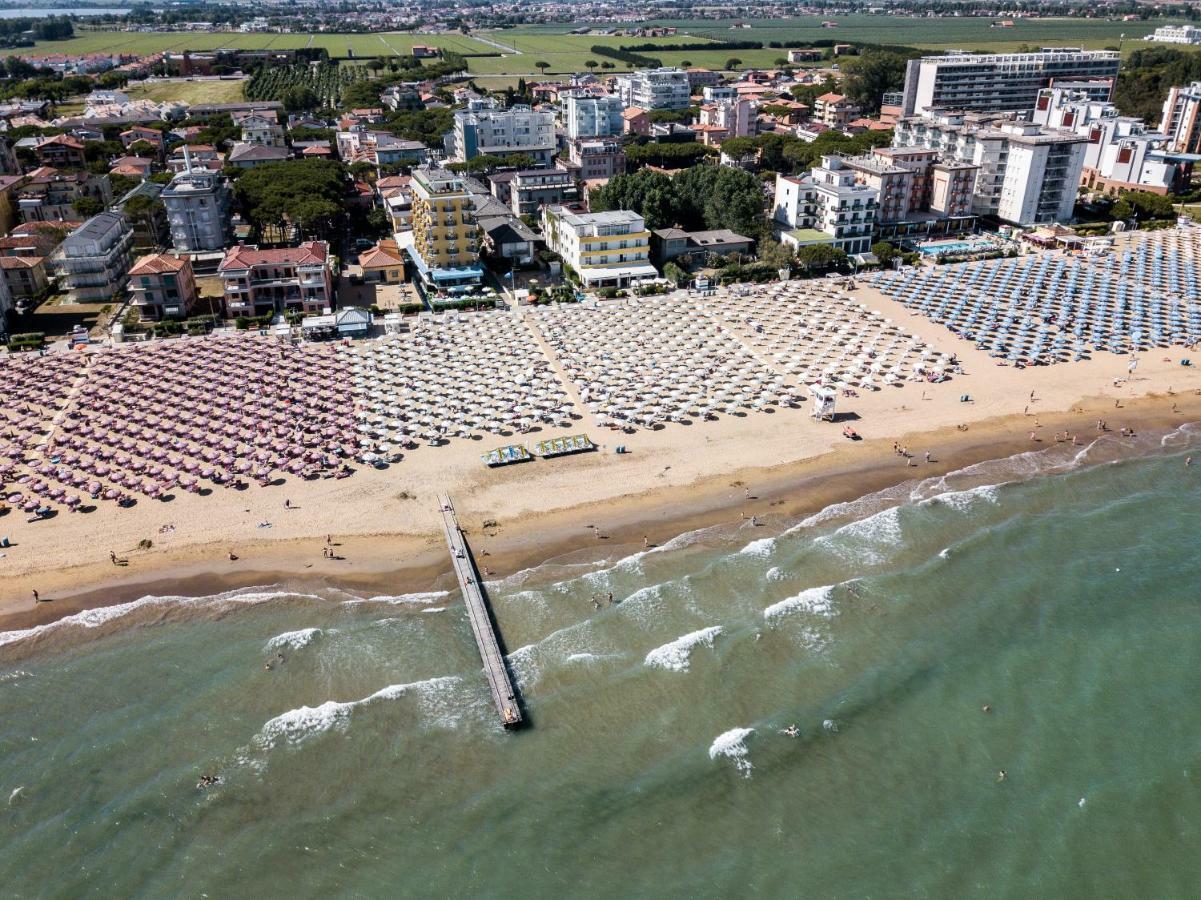 Hotel Mondial Lido di Jesolo Luaran gambar