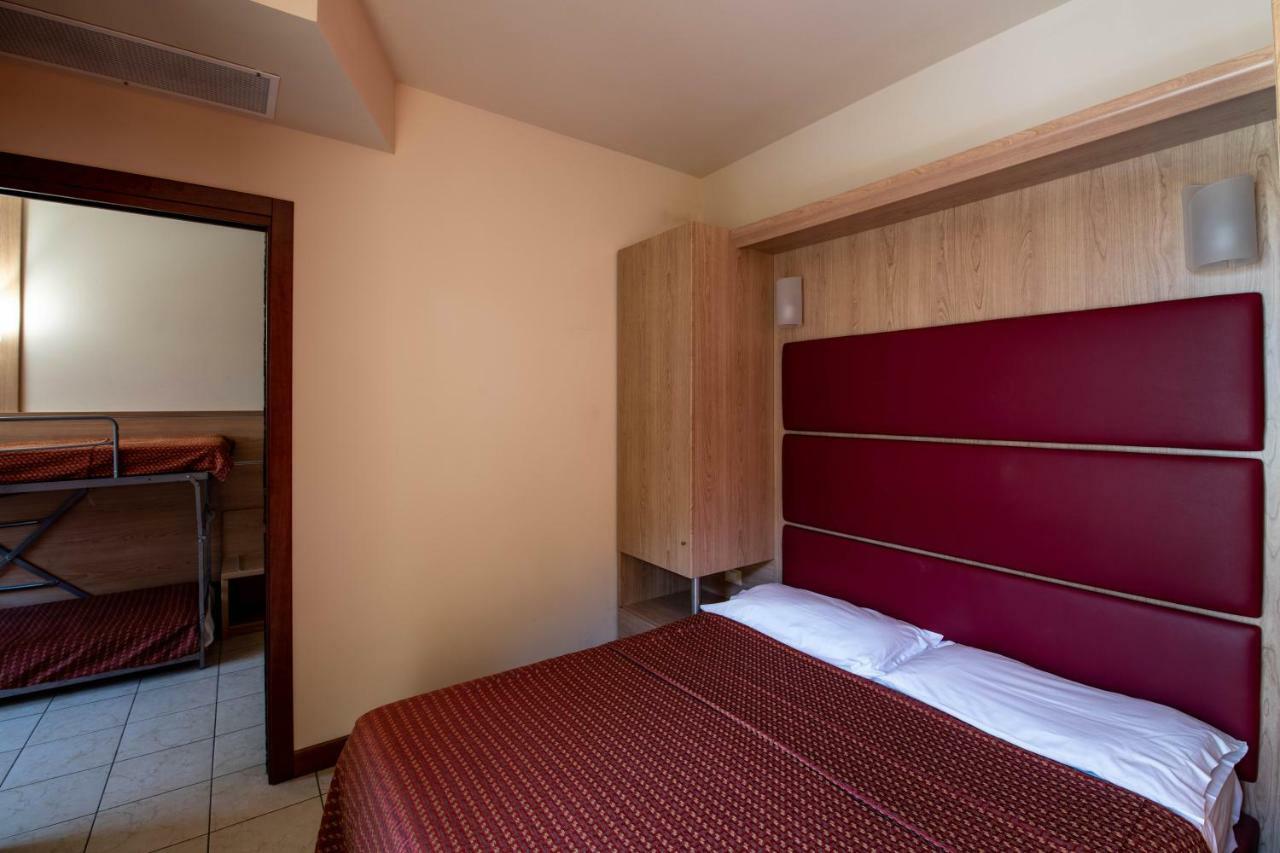 Hotel Mondial Lido di Jesolo Luaran gambar